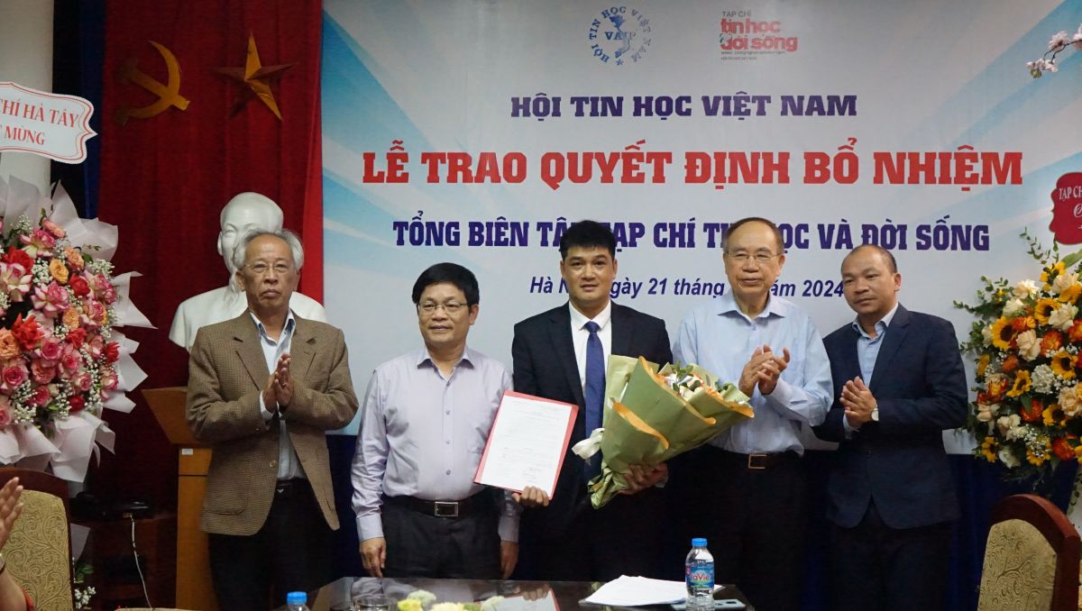 Nhà báo Đinh Duy Hợi được bổ nhiệm giữ chức Tổng Biên tập Tạp chí Tin học và Đời sống