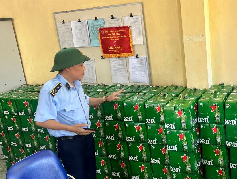 Lực lượng chức năng tỉnh Phú Yên tạm giữ hơn 3.000 chai bia không có hóa đơn chứng từ