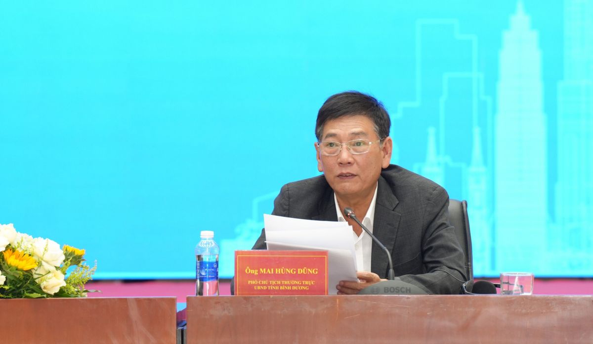Đồng chí Mai Hùng Dũng, Phó Chủ tịch Thường trực UBND tỉnh Bình Dương tại buổi họp báo thông tin về sự kiện Diễn đàn Hợp tác kinh tế Horasis Trung Quốc 2024.