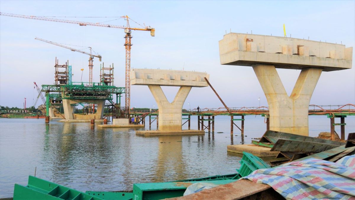 Cầu Thạch Hãn 1 thuộc dự án đường ven biển kết nối hành lang kinh tế Đông Tây, tỉnh Quảng Trị