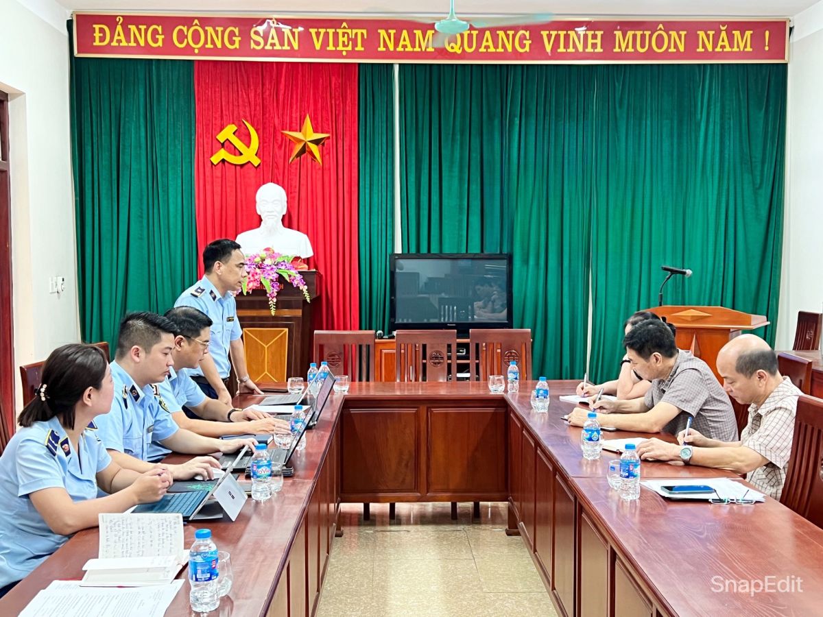 Ông Nguyễn Hoàng Bắc- Phó Cục trưởng Cục QLTT tỉnh Thái Nguyên phát biểu