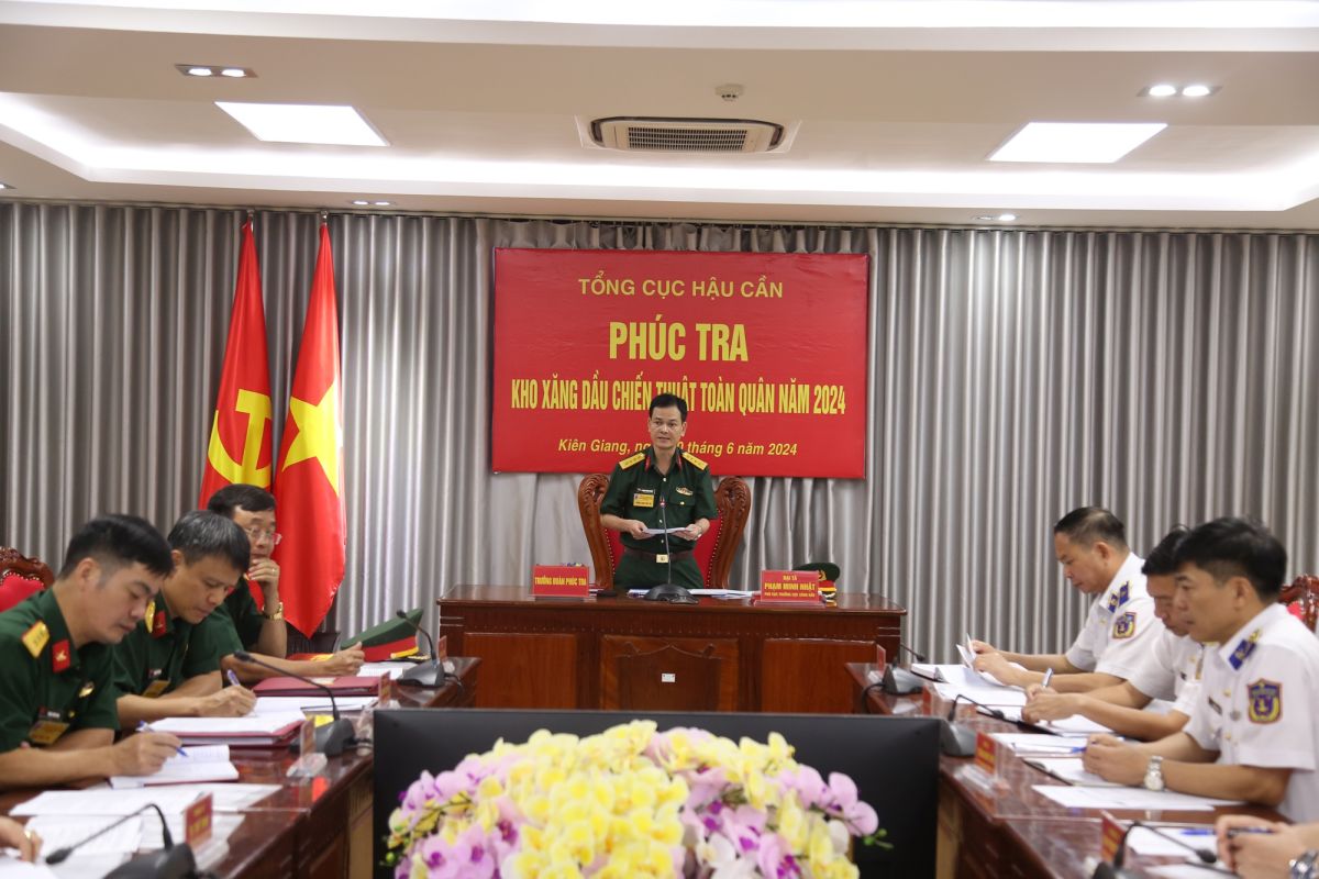 Đại tá Phạm Minh Nhật - Phó Cục trưởng Cục Xăng dầu, Tổng cục Hậu cần kết luận tại buổi làm việc