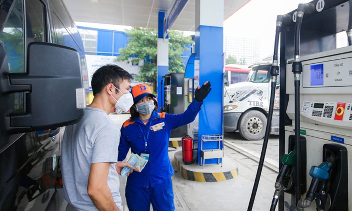 Giá xăng dầu hôm nay 20/9: Giá dầu thế giới duy trì đà tăng