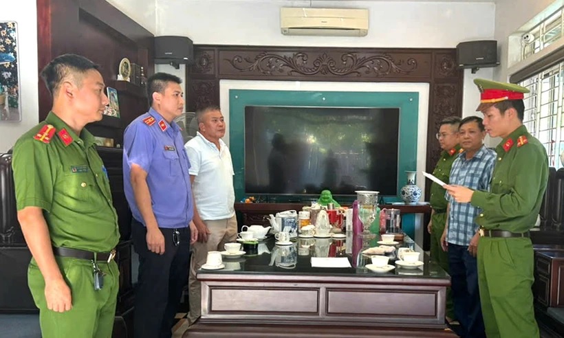 Khởi tố một giám đốc công ty khai thác, kinh doanh khoáng sản