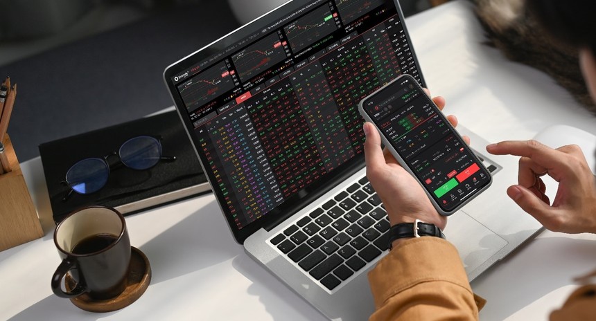 VN-Index hôm nay: Nhà đầu tư có vị thế bán nên cân nhắc chốt lời mã cổ phiếu đạt mục tiêu