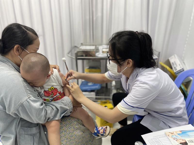 Công điện yêu cầu đẩy nhanh tiêm chủng vaccine phòng, chống bệnh sởi