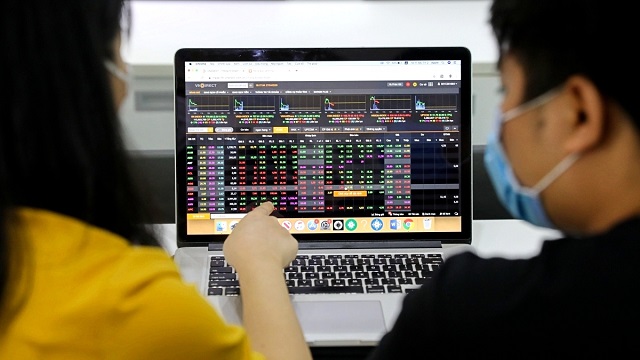 VN-Index hôm nay tiếp tục rung lắc, kỳ vọng về ngưỡng hỗ trợ 1.286-1.290 điểm