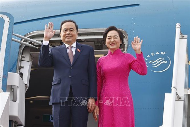 Chủ tịch Quốc hội Trần Thanh Mẫn và Phu nhân kết thúc tốt đẹp chuyến thăm chính thức Armenia