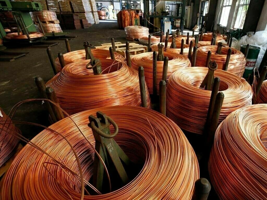 Giá đồng ngày 26/5: Nhích nhẹ khi đồng USD suy yếu, hỗ trợ lực mua trên thị trường kim loại