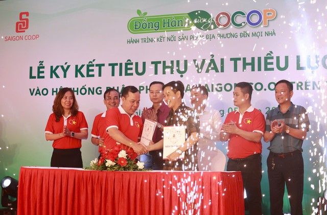 Saigon Co.op ký kết tiêu thụ vải thiều Lục Ngạn tại 800 điểm bán