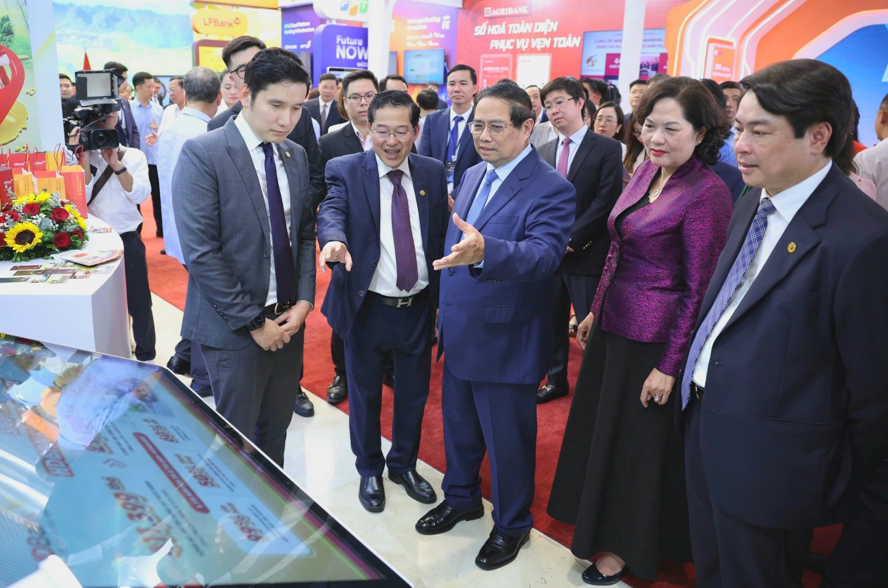HDBank ghi dấu ấn tiên phong tại Ngày hội Chuyển đổi số ngành Ngân hàng 2025
