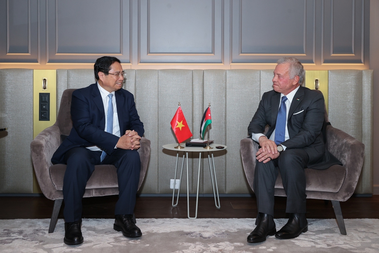 Thủ tướng Phạm Minh Chính hội kiến Quốc vương Jordan