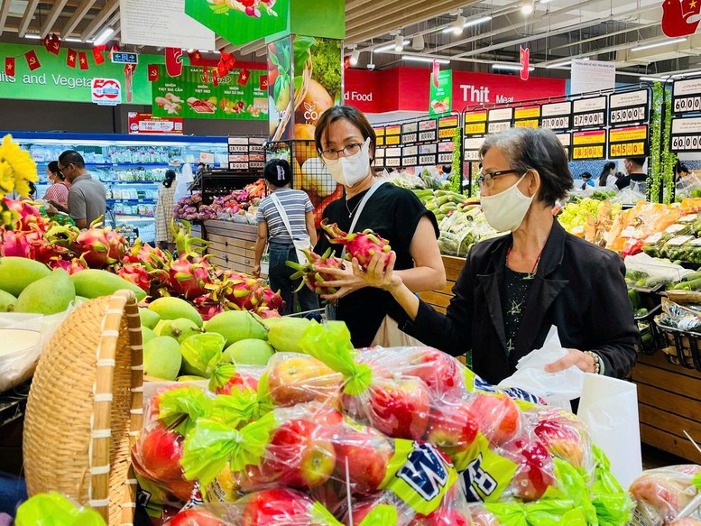 Hàng nghìn gia đình Việt đến Co.opmart trải nghiệm đại sứ xanh