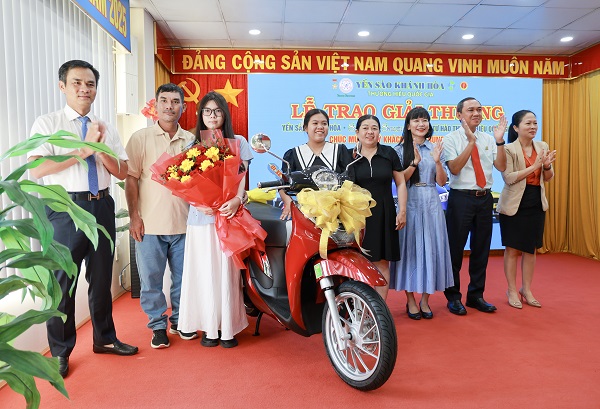 Yến sào Khánh Hòa trao giải “Chương trình tri ân khách hàng Yến sào Khánh Hòa Sanest Sanvinest niềm tự hào thương hiệu quốc gia 2025”