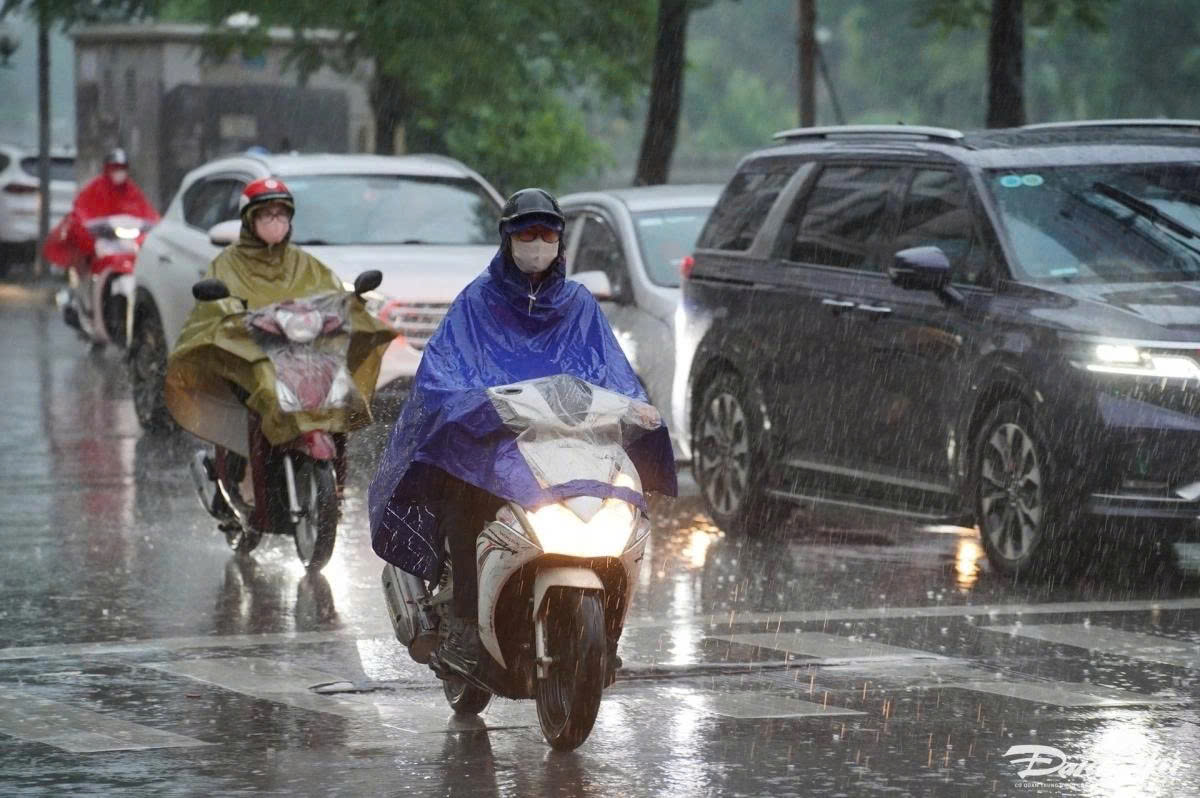 Thời tiết ngày 23/6/2025: Bắc Bộ có mưa rào và dông vào chiều tối và đêm