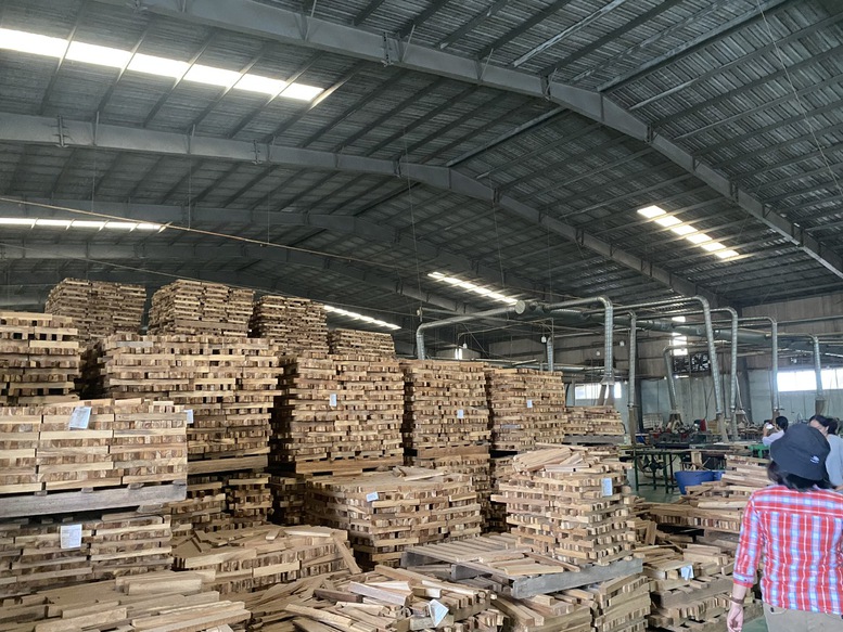 Thương mại gỗ và sản phẩm gỗ giữa Việt Nam và Hoa Kỳ không chỉ đóng góp lớn về giá trị mà còn mang lại nhiều lợi ích bổ sung -Ảnh: VGP/Đỗ Hương Thương mại gỗ và sản phẩm gỗ giữa Việt Nam và Hoa Kỳ không chỉ đóng góp lớn về giá trị mà còn mang lại nhiều lợi ích bổ sung -Ảnh: VGP/Đỗ Hương