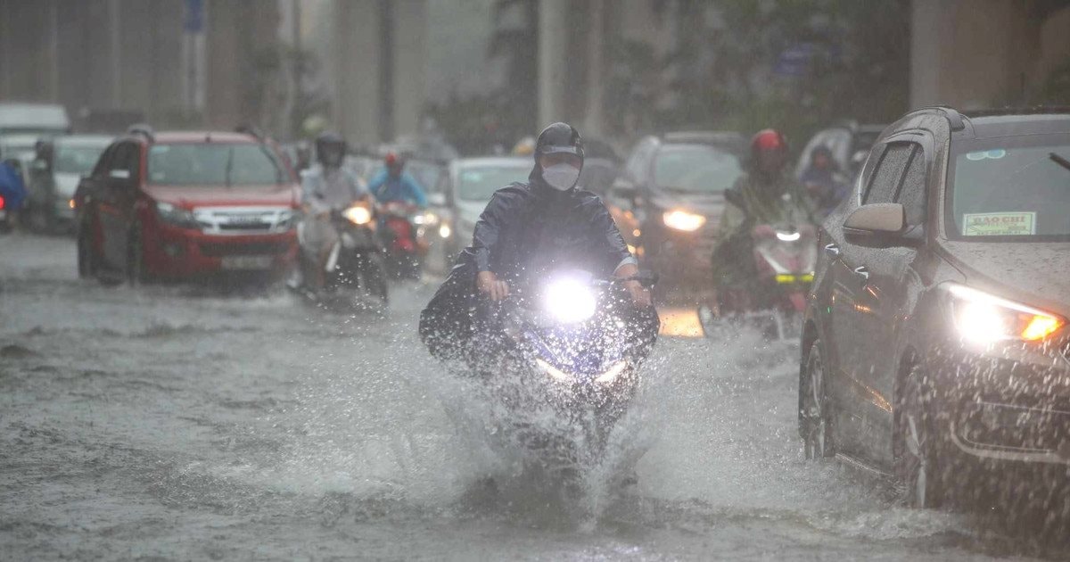 Thời tiết ngày 2/7/2025: Các tỉnh miền Bắc và Hà Nội mưa lớn