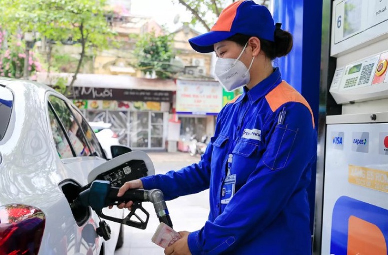 Giá xăng có thể giảm từ 370-480 đồng/lít tại kỳ điều hành ngày mai