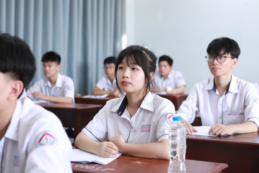 Ninh Bình dẫn đầu cả nước ở 3 môn thi tốt nghiệp THPT 2025