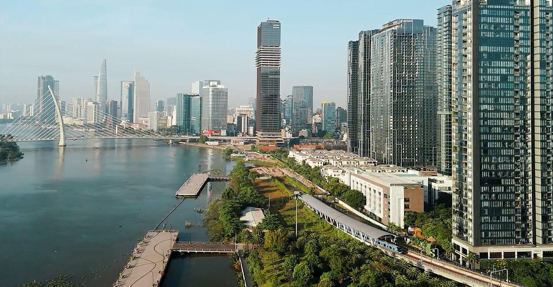 Giá bất động sản quý II/2025 ổn định nhưng vẫn cao kỷ lục tại Hà Nội và TP. HCM