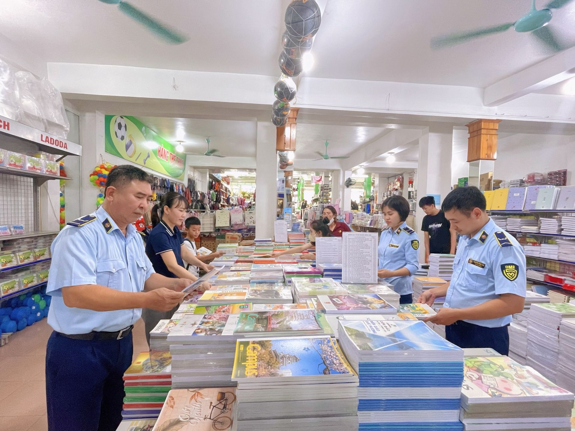 QLTT Điện Biên công bố đường dây nóng xử lý hành vi gian lận thương mại