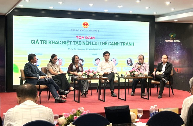 Trong khuôn khổ Diễn đàn, các chuyên gia nông nghiệp chia sẻ về các giải pháp nâng cao giá trị nông sản Việt - Ảnh: VGP/Lê Tuấn Trong khuôn khổ Diễn đàn, các chuyên gia nông nghiệp chia sẻ về các giải pháp nâng cao giá trị nông sản Việt - Ảnh: VGP/Lê Tuấn