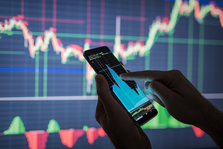 VN-Index hôm nay: Nhà đầu tư nắm giữ cổ phiếu đang trong đà tăng tốt, hạn chế mua đuổi