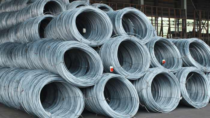 Giá thép hôm nay 24/7: Giảm mạnh trên cả thị trường trong nước và thế giới