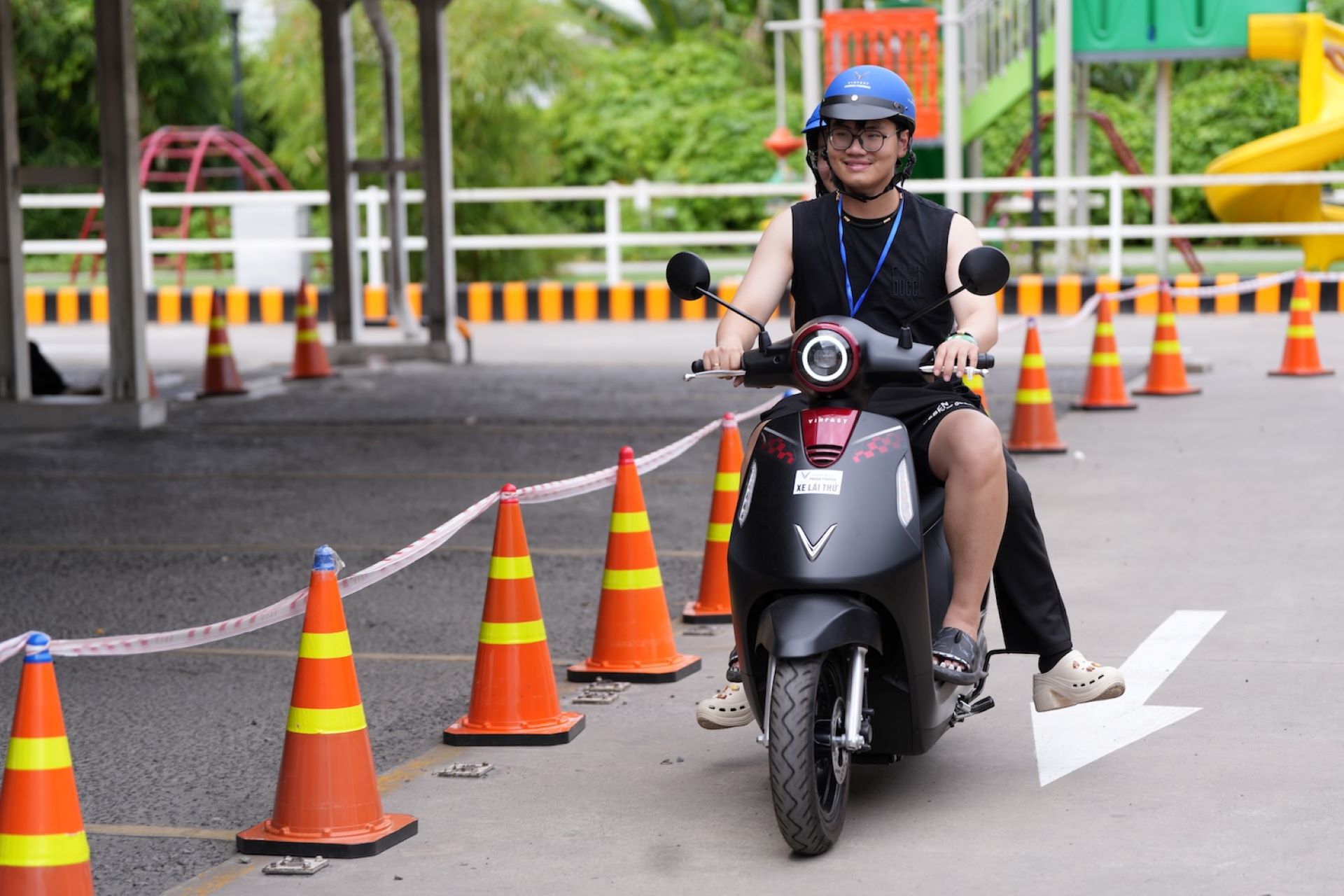  “Đại hội đổi xăng lấy điện” bùng nổ khắp ba miền: Khách xếp hàng lái thử, chốt đơn liền tay với loạt ưu đãi lớn
