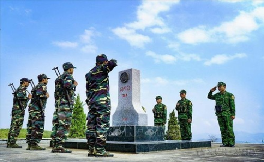 Phát huy tinh thần Cách mạng Tháng Tám - Giữ vững tư tưởng chính trị để bảo vệ đất nước từ sớm, từ xa