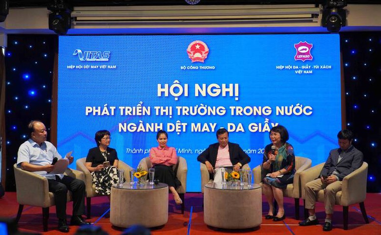 Khai thác tiềm năng thị trường nội địa cho dệt may, da giày Việt Nam