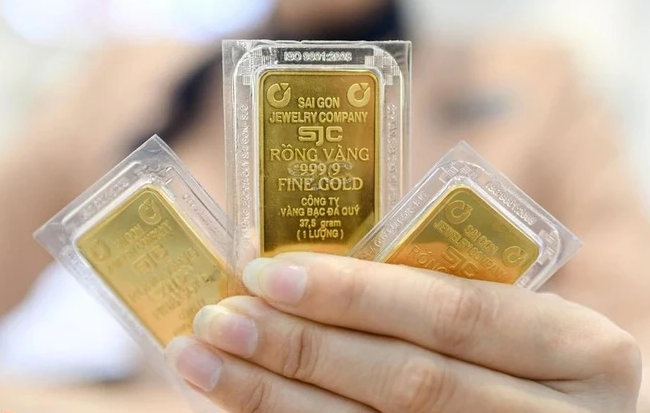 Giá vàng hôm nay 28/8: Vàng miếng SJC tiếp tục tăng