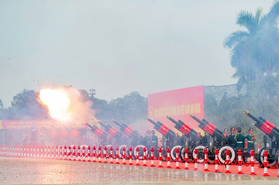 Dàn pháo khai hỏa tại sân vận động Mỹ Đình sáng 2/9
