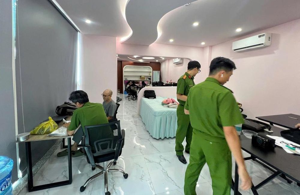 Khởi tố nhóm đối tượng hoạt động thẩm mỹ “chui”, thu lợi bất chính gần 10 tỷ đồng