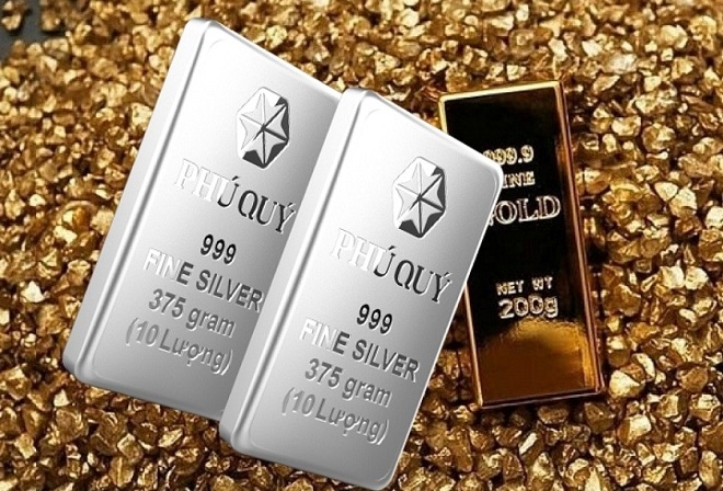 Thị trường bạc phân hóa: Giá vàng tăng vọt, giá bạc chịu áp lực