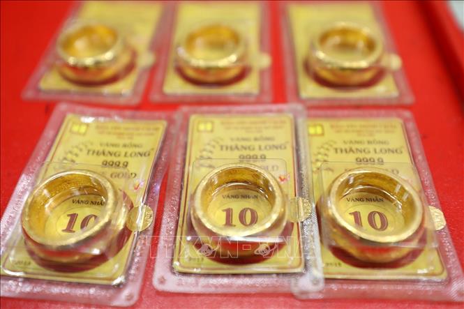 Giá vàng hôm nay 20/9: Vàng nhẫn giảm, vàng thế giới quay đầu tăng mạnh