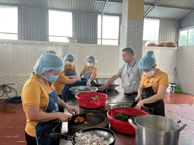 Cục An toàn thực phẩm yêu cầu tăng cường kiểm tra, ngăn ngừa ngộ độc thực phẩm