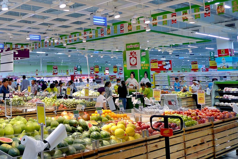 Bộ trưởng Bộ Công Thương yêu cầu đảm bảo nguồn cung hàng hóa, đặc biệt là các mặt hàng thiết yếu cung ứng cho người dân ở mọi khu vực, góp phần bình ổn thị trường - Ảnh minh họa
