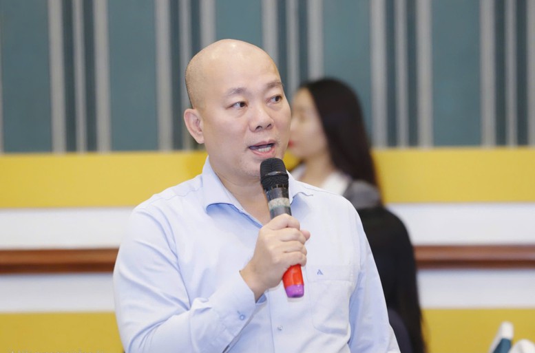Ông Vũ Bá Phú, Cục trưởng Cục Xúc tiến thương mại (Bộ Công Thương), thông tin tại Diễn đàn - Ảnh: BTC