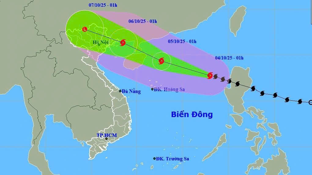 Bão số 11 Matmo cách Hoàng Sa 570km, giật cấp 14, đang tăng tốc mạnh