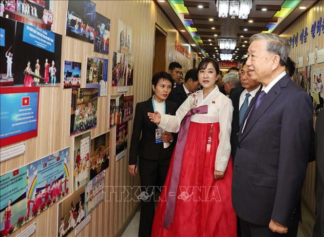 Tổng Bí thư Tô Lâm thăm Trường mẫu giáo Kiêng Sang và lớp học mang tên Chủ tịch Hồ Chí Minh