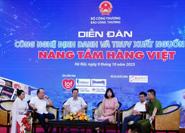 Công nghệ truy xuất nguồn gốc: 'Tấm hộ chiếu' giúp hàng Việt vươn xa