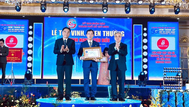 Saigon Co.op đạt nhiều giải thưởng Doanh nghiệp – Doanh nhân – Sản phẩm tiêu biểu TPHCM 2025