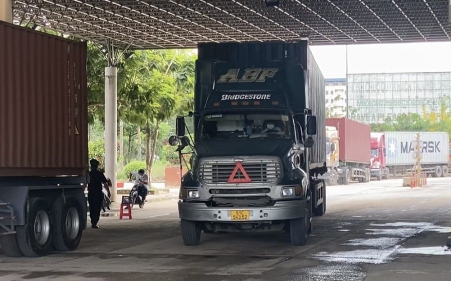 Sẽ phân cấp về địa phương cấp phép liên vận quốc tế