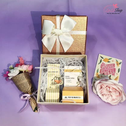 Thị trường quà tặng 20/10 bùng nổ: Mỹ phẩm chăm sóc cơ thể “lên ngôi”