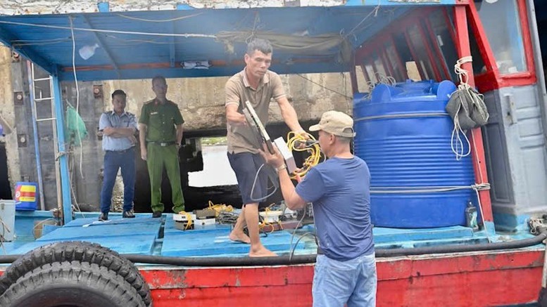 Khởi tố vụ án 13 tàu cá tháo thiết bị giám sát hành trình để khai thác trái phép