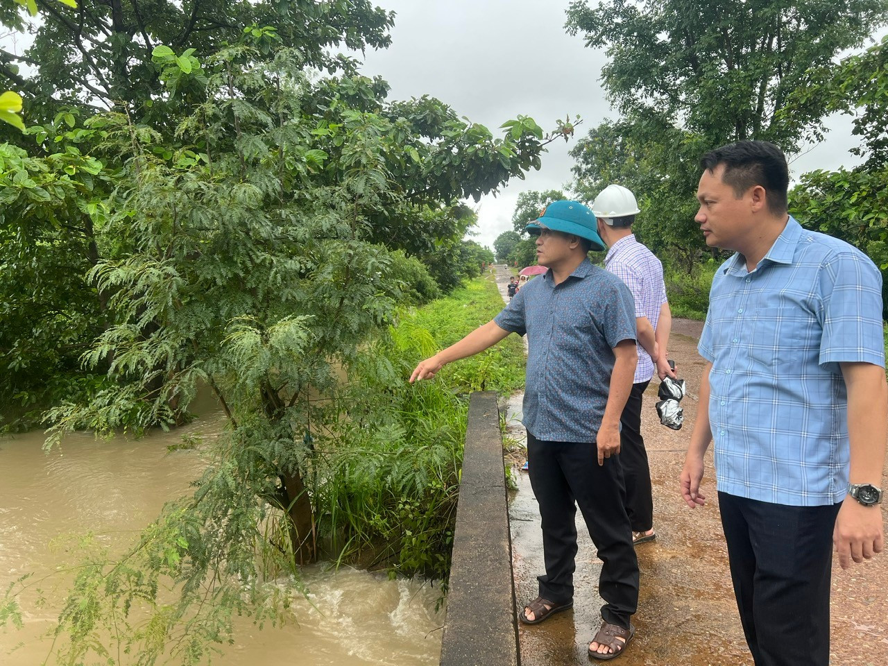 Di dời 26 hộ dân ở xã Đắk Plô nằm trong vùng nguy hiểm