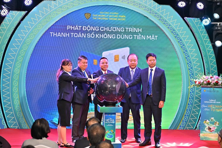 NAPAS lan tỏa niềm tự hào hàng Việt qua “Chạm Việt Nam”