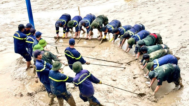 Thủ tướng chỉ đạo tập trung khắc phục nhanh hậu quả mưa lũ tại khu vực Trung Bộ