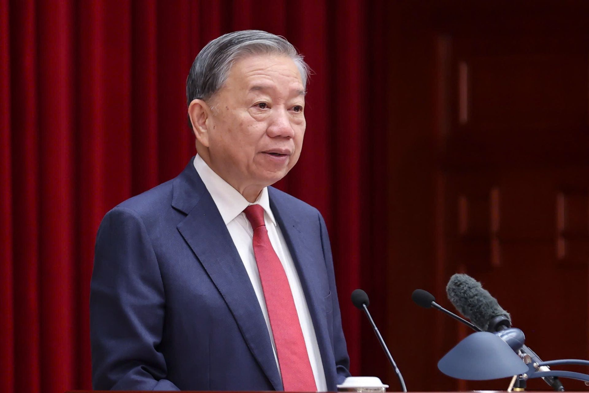 Giải pháp chiến lược thúc đẩy tăng trưởng kinh tế “2 con số”